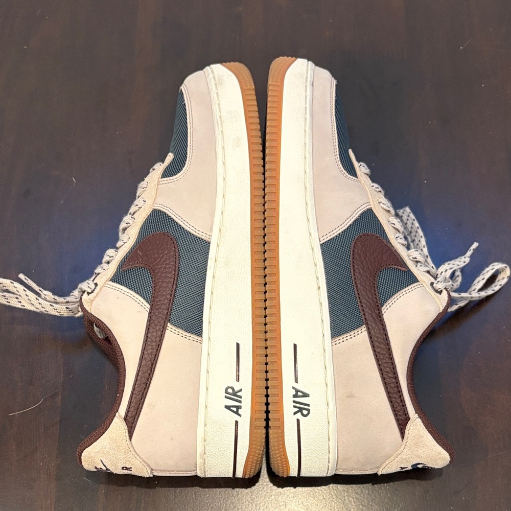 Stylish Beige and brown Nike Air Force Ones Size 10 - Picture 3 of 6